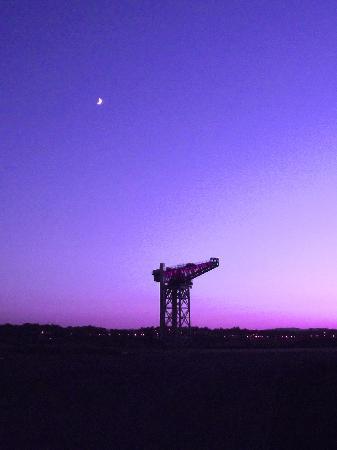 Highland Fling Titan Crane Bungee Jump
